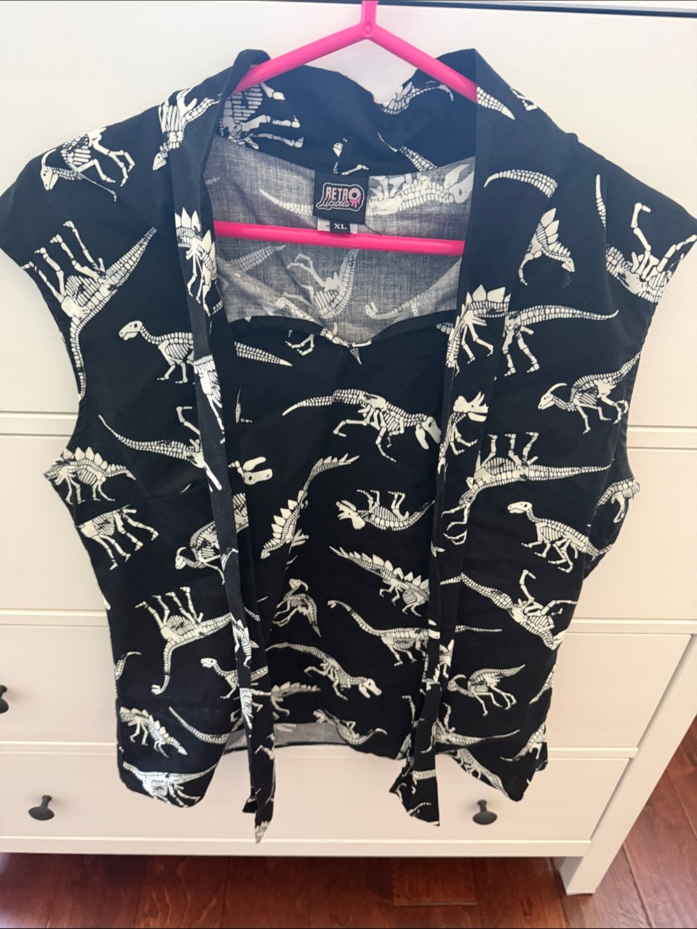 Retrolicious Brand Black Dinosaur Skeleton Top - GLOWS IN THE DARK!